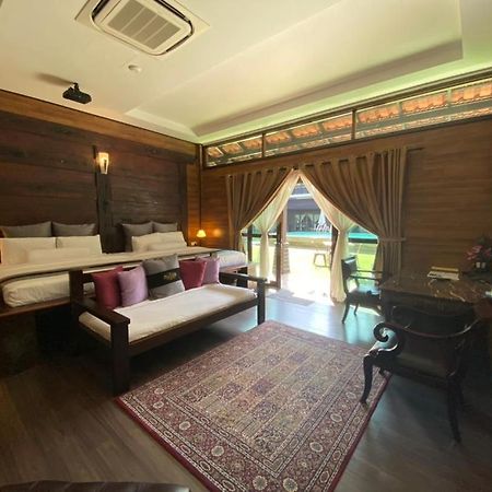 Villa D'Acqua Resort Masjid Tanah Exterior foto